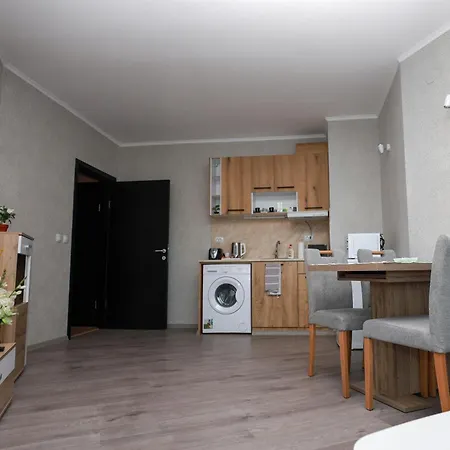 Sunset Atlantis Apartment *