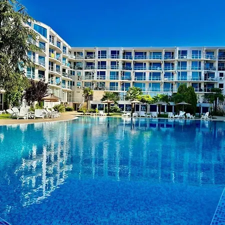 Sunset Atlantis Apartment Burgas City